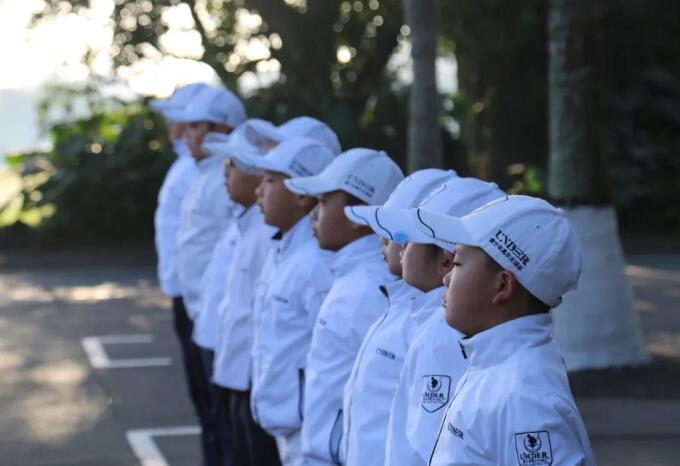 UNDER高尔夫冬季特训 | 春节期进行时， 且看少年与时间抗衡！春节期